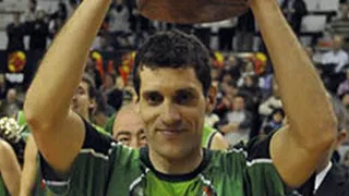 Lobe Huesca inicia su proyecto en Adecco Oro con la renovación de Chus Aranda, capitán y Rey de Copas