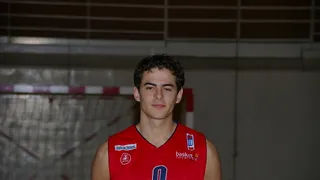 HNV Consmetal completa su pareja de bases renovando a Iñaki Sanz