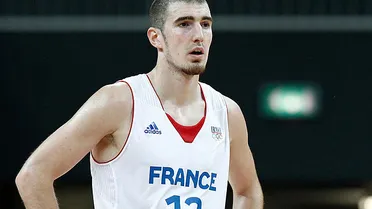Nando de Colo también se cae de la Copa del Mundo de España