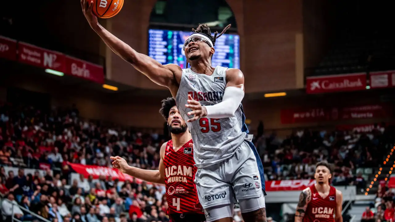 Rumores y grandes números: el jugador protagonista de Baskonia en Euroliga