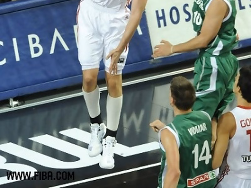 Mundobasket2010: Turquía arrolla a Eslovenia. Quieren su oro