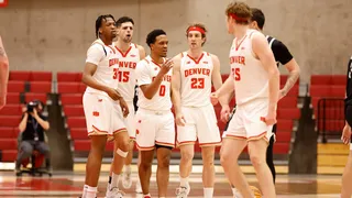 NCAA: El paso adelante de Pedro López-Sanvicente en Denver Pioneers