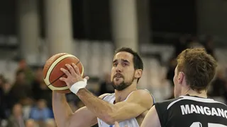 Melilla cada vez más cerca del descenso; Jamar Samuels acompaña a Otegui en el MVP