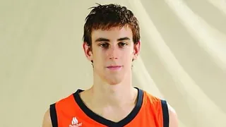 Víctor Claver: Estoy muy contento de haber anotado mi primer punto