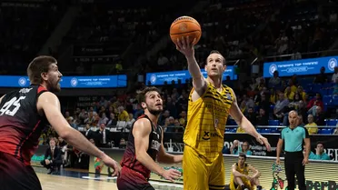 Iberostar Tenerife se marca un pletórico final para seguir invicto en la BCL (69-67)