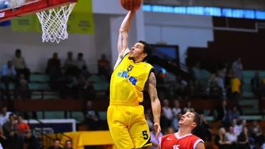 Mike James, base anotador y saltarín para Laboral Kutxa