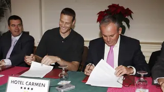 El CB Granada, en venta por un euro