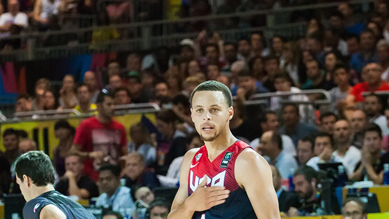 La duodécima consecutiva para los Warriors; Detroit, al picadero de Philadelphia