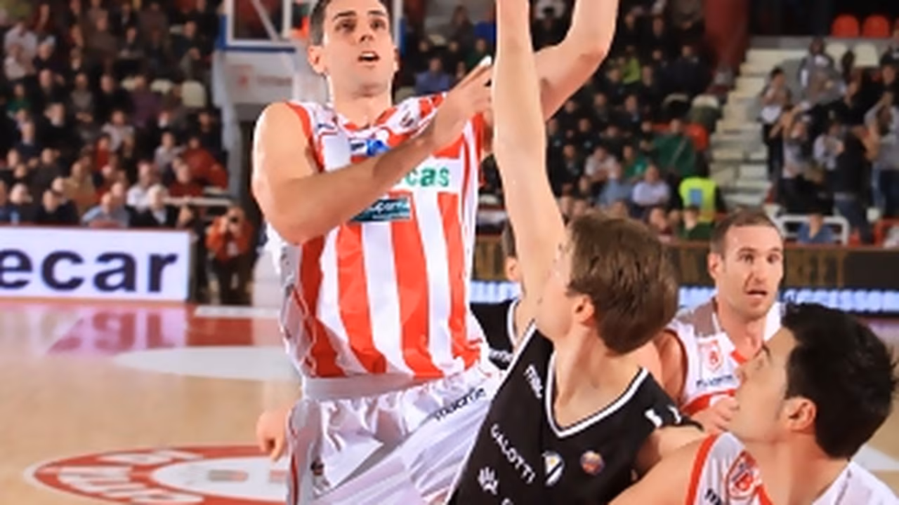 Rodrigo de la Fuente refuerza al Asefa Estudiantes