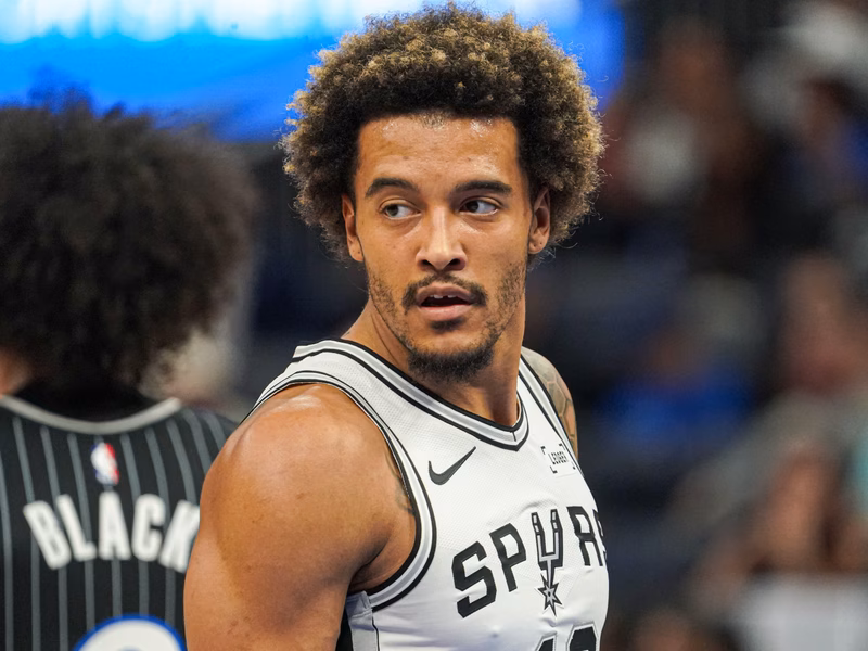 ¡Los Spurs liberan a Jeremy Sochan!