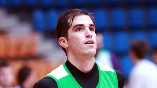 Jorge Romero y Luka Bulashvili, savia nueva en los entrenamientos del Baskonia