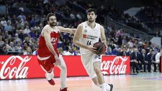 El Real Madrid arrolla a un irreconocible Baxi Manresa (91-57)