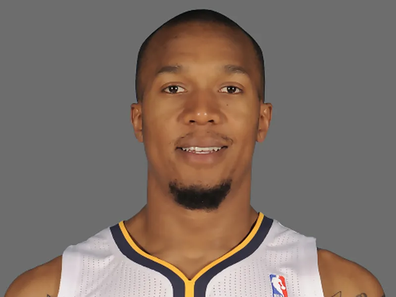 Los Pacers doblegan a los Blazers la noche en que un mate se carga a los Thunder