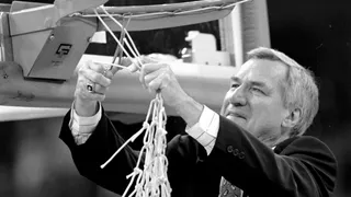 Nos deja el legendario entrenador de North Carolina Dean Smith. D. E. P. (1931-2015)