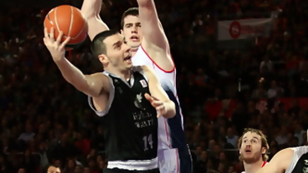 Javi Salgado analiza para Solobasket la eliminación copera y el futuro del equipo en Liga y Eurocup