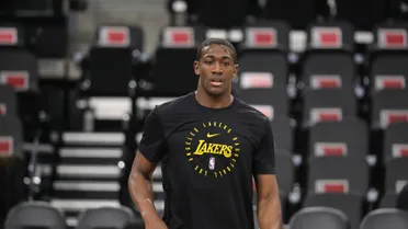 Los Knicks sorprenden: dos ex Lakers en la pelea por un puesto… ¿Quién se queda fuera?