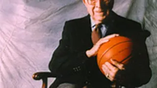 John Wooden, Historia y mito del basket universitario