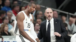 Chus Mateo tiene que apagar el fuego: “No entiendo los rumores”