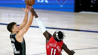 La tragicomedia griega de los Bucks cambia de protagonistas