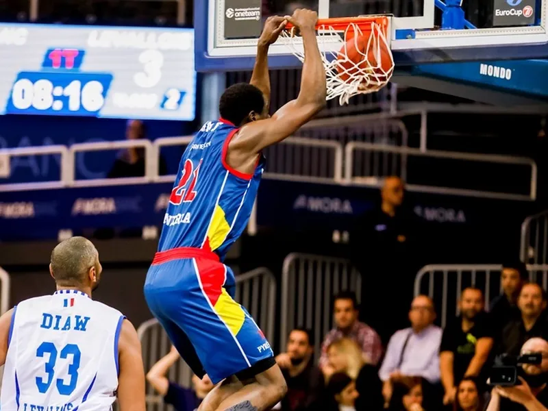 La buena defensa de MoraBanc Andorra ahoga a un flojo Levallois Metropolitans (79-61)
