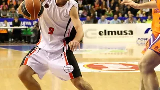 ACB Outside: Neal, apartado de Benetton (¿Unicaja, al acecho?). Alex Acker deja Milán. Delininkaitis, al Paok