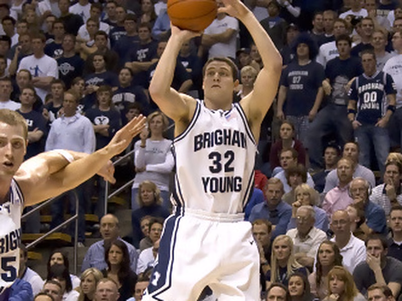 Despedida y cierre con un puro show baloncestístico para Jimmer Fredette en el que también participó Biyombo
