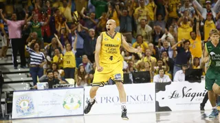 El brillo del novato, la experiencia del veterano: Albert Oliver