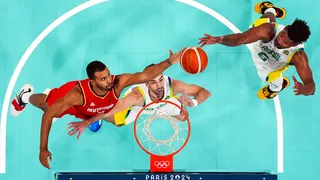 Presentado en el Real Betis por sorpresa sin haber sido anunciado como fichaje oficial