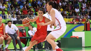 Una Alba Torrens de récord guía a España hacia los cuartos de final (68-89)