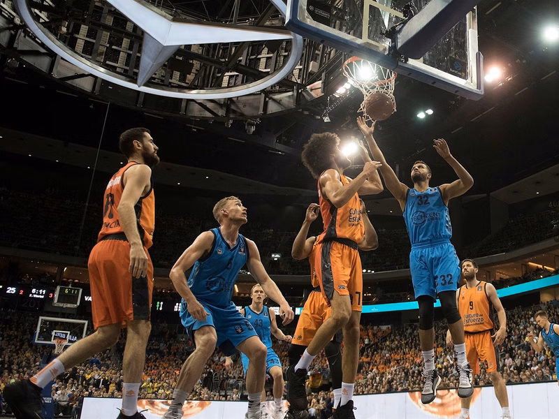 La EuroCup se decidirá en la Fonteta tras forzar Alba Berlín el tercer partido
