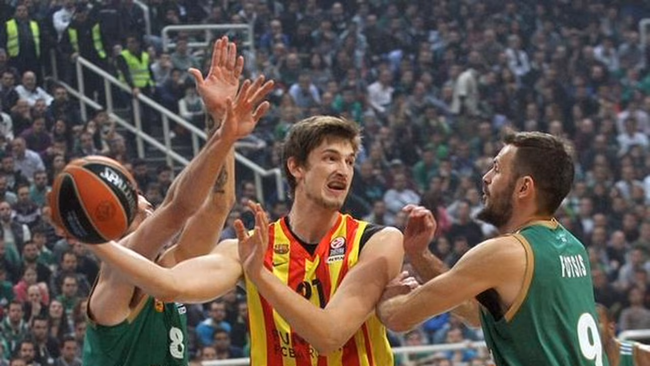 Acuerdo entre Tibor Pleiss y Utah Jazz; Bargnani, ¿a levantar el vuelo en los Kings?