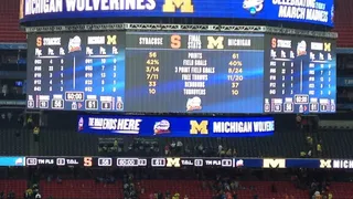 Michigan se mete en la final con suspense (56-61). Louisville espera