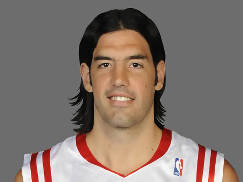 Los Rockets dejan libre a Luis Scola para intentar conseguir a Dwight Howard