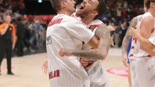 SB Europa: nuevo milagro de Mike James, PAO suma fácil, remontada en Kaunas