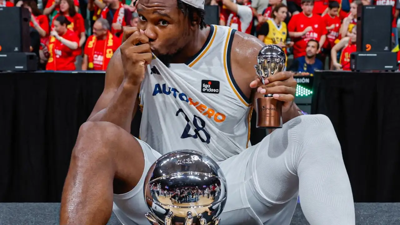 Yabusele tiene claro quién gana en la comparación: “Mejor organizado que en NBA”