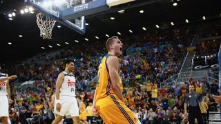 Pasecniks aparca la NBA y se queda en el Herbalife Gran Canaria