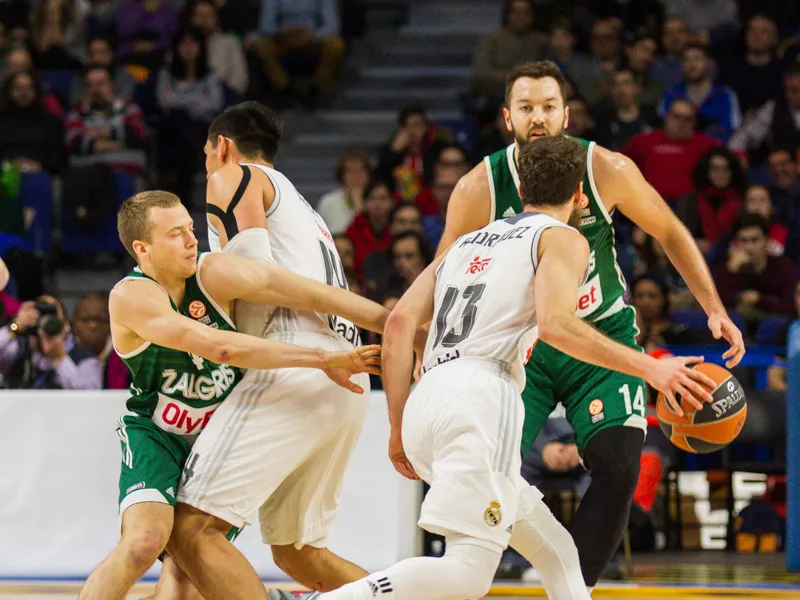 El Real Madrid salvó los muebles ante un luchador Zalgiris Kaunas (92-86)