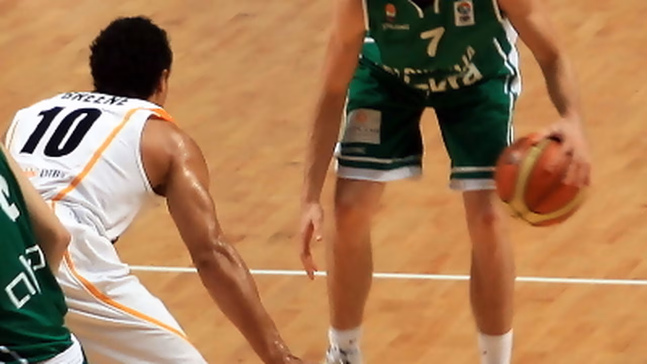 Goran Dragic viaja a Phoenix para poder firmar con los Suns