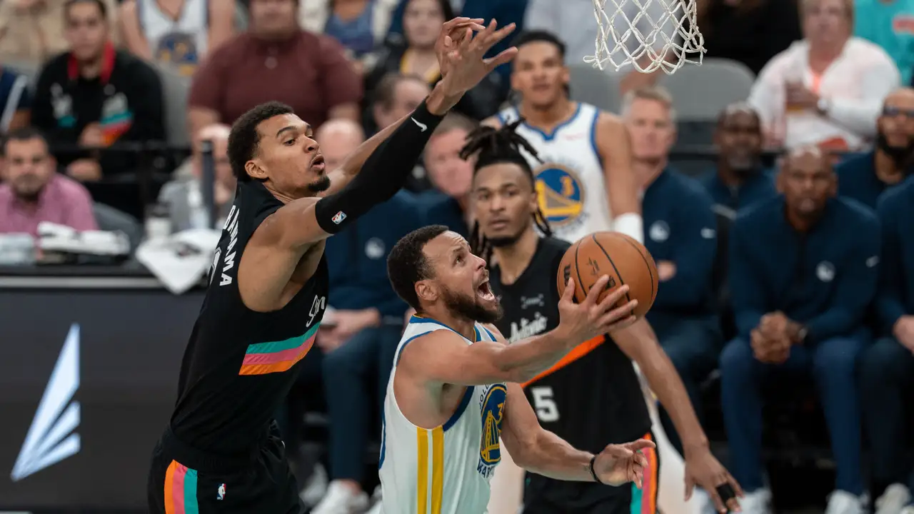 “No tiene ningún sentido”: Stephen Curry no se muerde la lengua sobre Victor Wembanyama