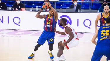 Olympiacos sorprende al Barça en el Palau (88-96)