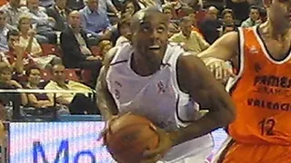 El Cebé  rescinde el contrato a Chris Owens