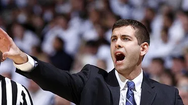 Los Celtics contratan a Brad Stevens como entrenador jefe