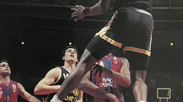 Repaso histórico a las camisetas del Club Estudiantes