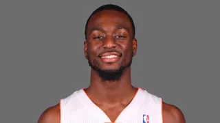 Excelso duelo Curry vs Kemba Walker, D-Williams-Cousins explotion a la espera de Gay