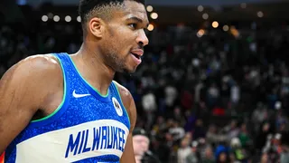 ¡Giannis pulverizó un récord que tenía Kareem en los Bucks!