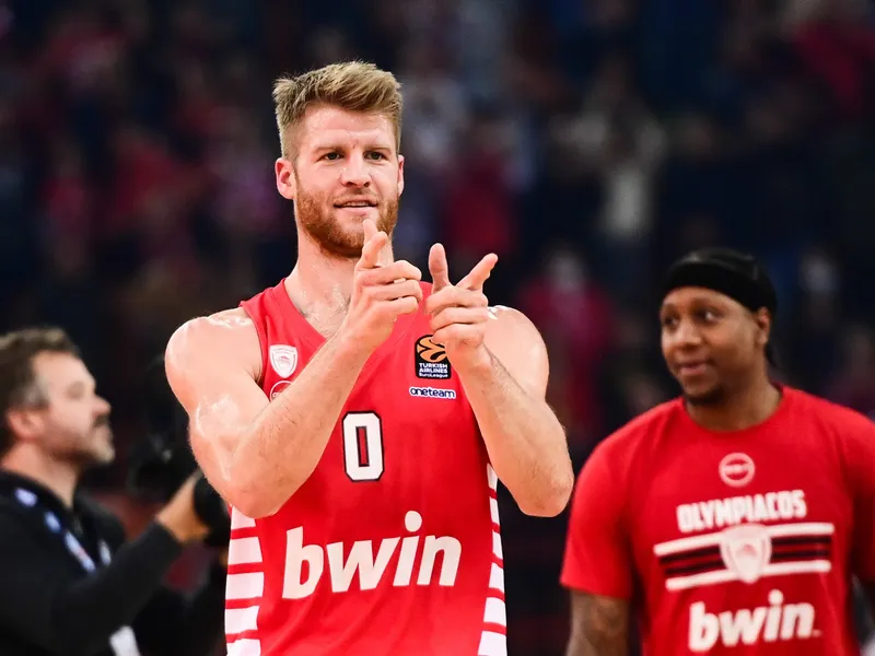 Thomas Walkup: “Vezenkov es el mejor anotador con el que he jugado”