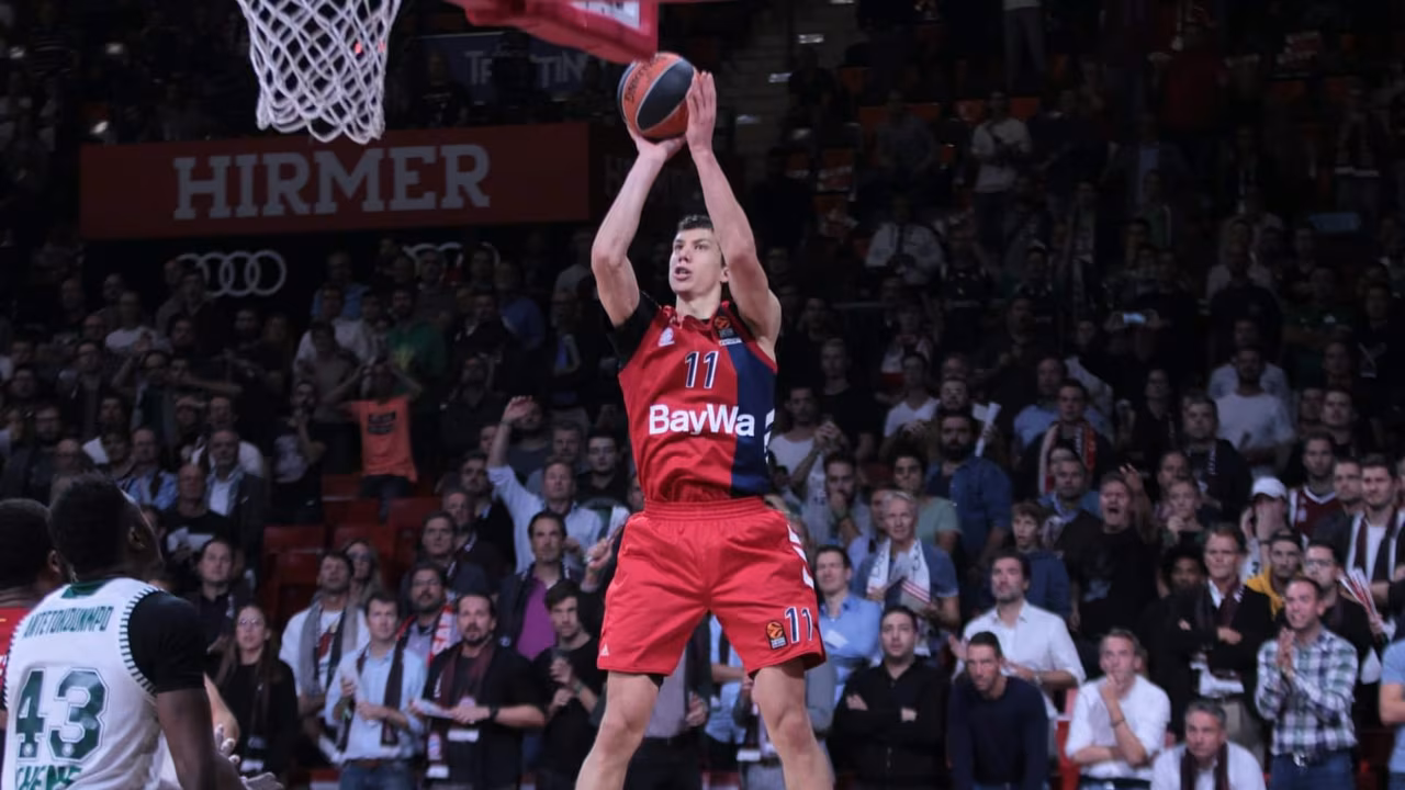 Vladimir Lucic empieza a creer que puede ser decisivo en Euroliga