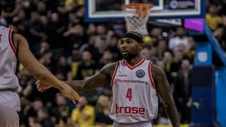 SbEu: Ya tenemos Final Four de la BCL. Tyrese Rice ajusticia al AEK