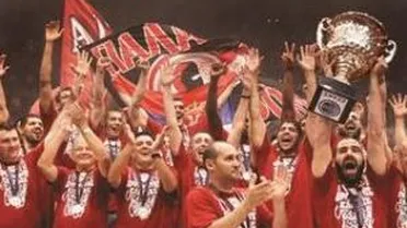 Liga Griega (Playoff Final): Olympiacos rompe la tiranía verde y se proclama campeón en el 5 partido