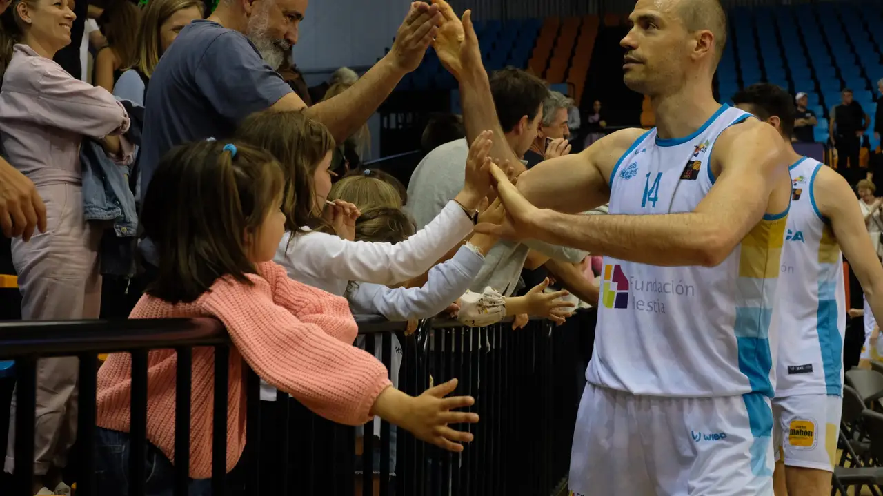 Uno de los mejores fichajes de la temporada en LEB Oro podría firmar por Lenovo Tenerife